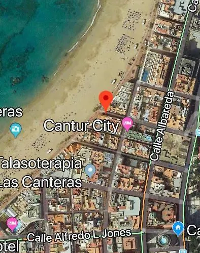 Cosy Loft In Front Of Blue Ocean